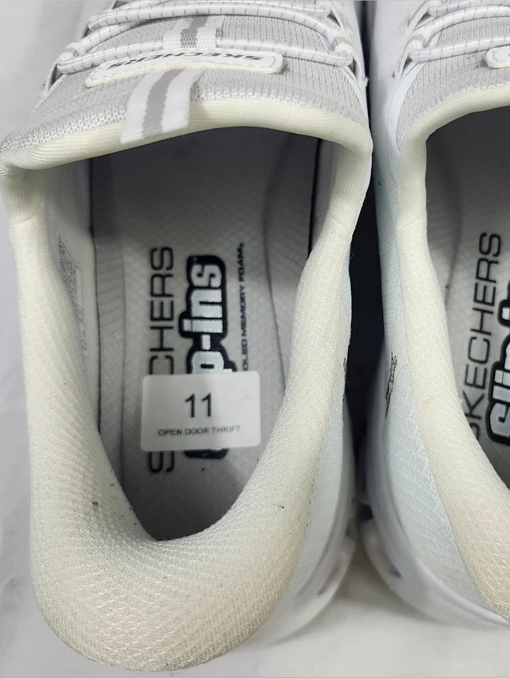 Skechers Men's 11 M White Hands Free Slip-ins Memory Foam Mesh Loafers White